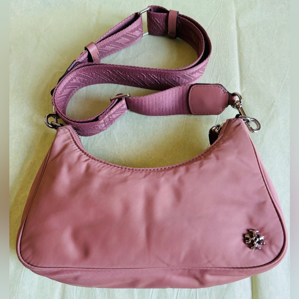 Tory Burch Mercer Nylon Small Shoulder Bag Color Mellow /Pink